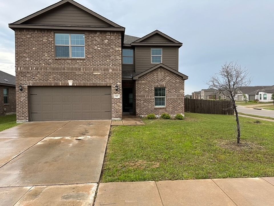 1st image of 217 Golden Sands Ln