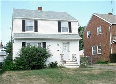 5th image of 340 E 200th St