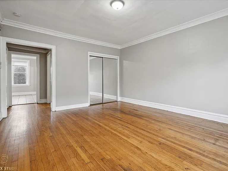 5041 W 18th St #10 — Photo 4