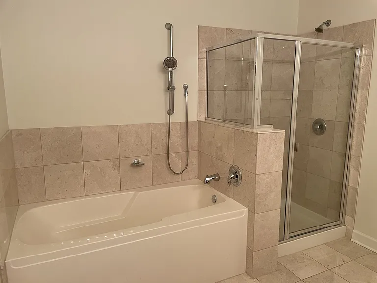 450 E Waterside Dr #411 — Photo 8