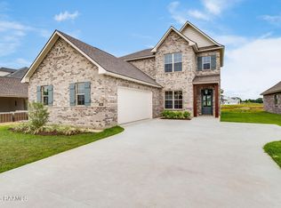 308 Sweet Harvest Rd, Youngsville, LA 70592