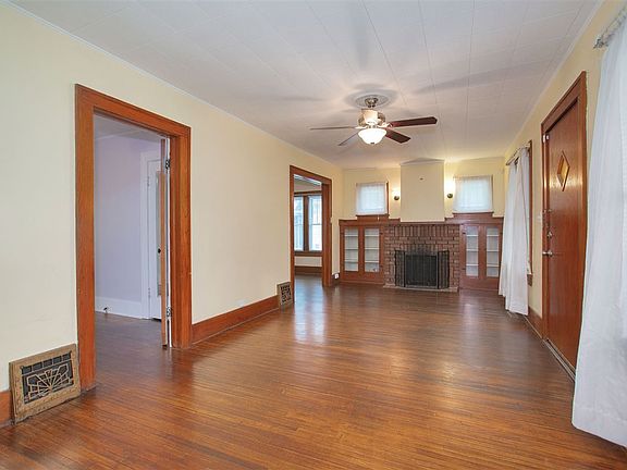 5th image of 211 S Saint Clair Ave