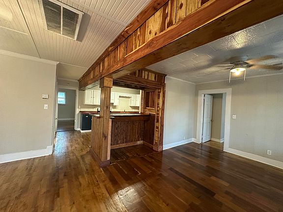 3rd image of 228 Greene Street