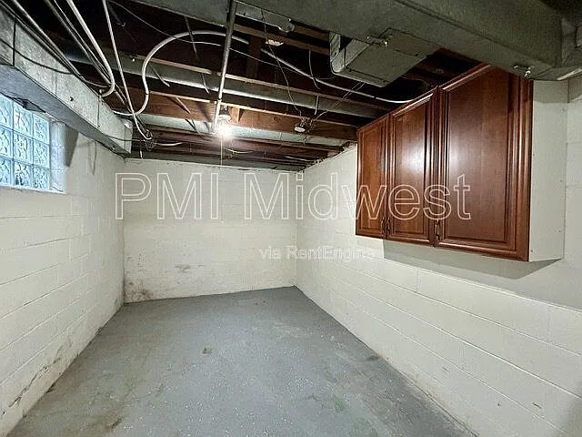 5663 N Illinois St — Photo 29