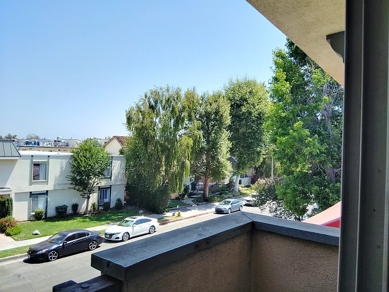 18640 Collins St #201 — Photo 15