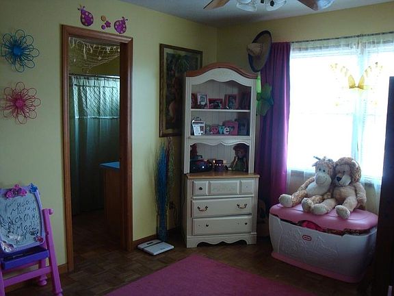 3rd image of 57822 Sunbury Dr