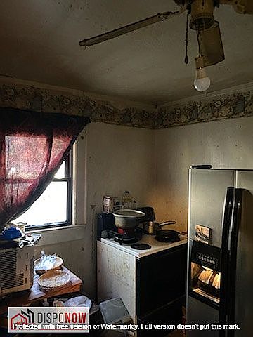 2nd image of 211 Pinhook Loop Rd