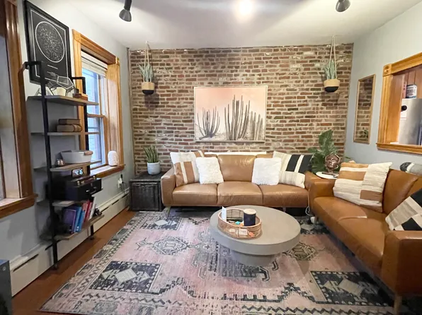 59 Myrtle St APT 5, Boston, MA 02114