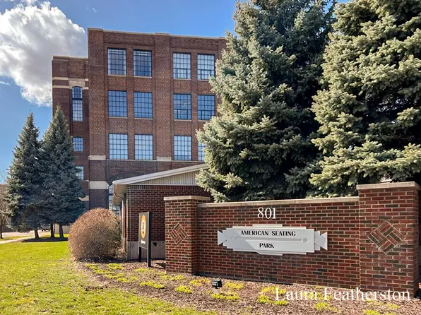 801 Broadway Ave NW APT 445, Grand Rapids, MI 49504