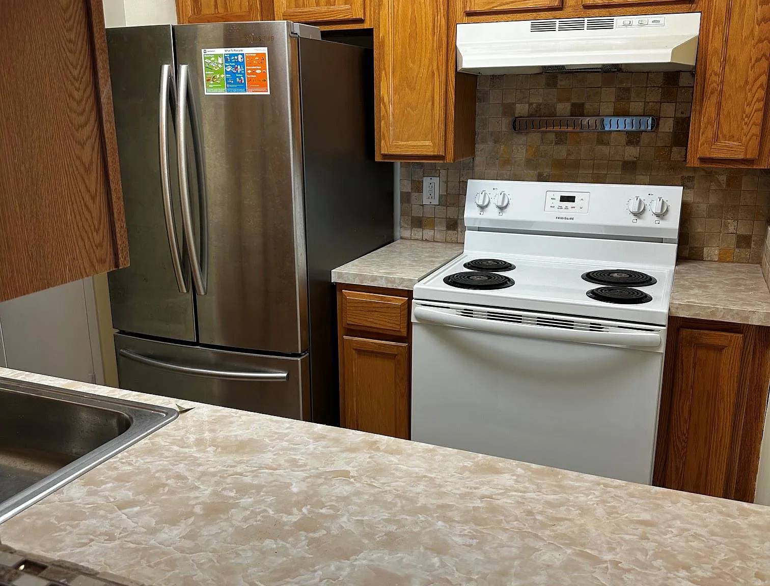 2 bed, 1.0 bath, 900 sqft, $2,700 — Photo 2