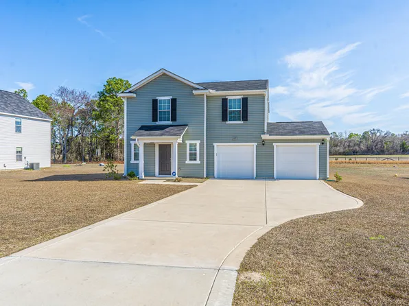 397 Walters Run Dr, Raeford, NC