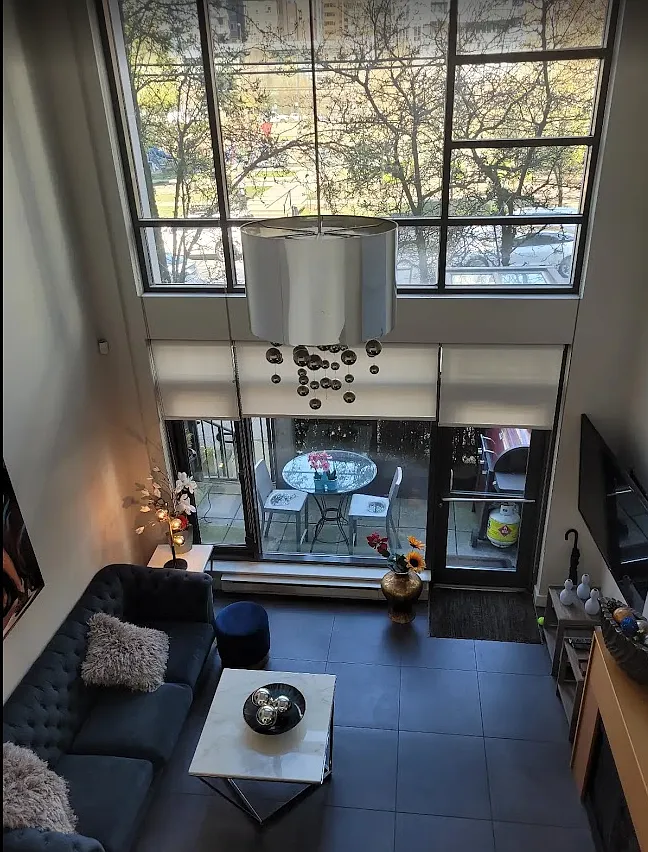2 bed, 1100 sqft, $3,950 — Photo 1