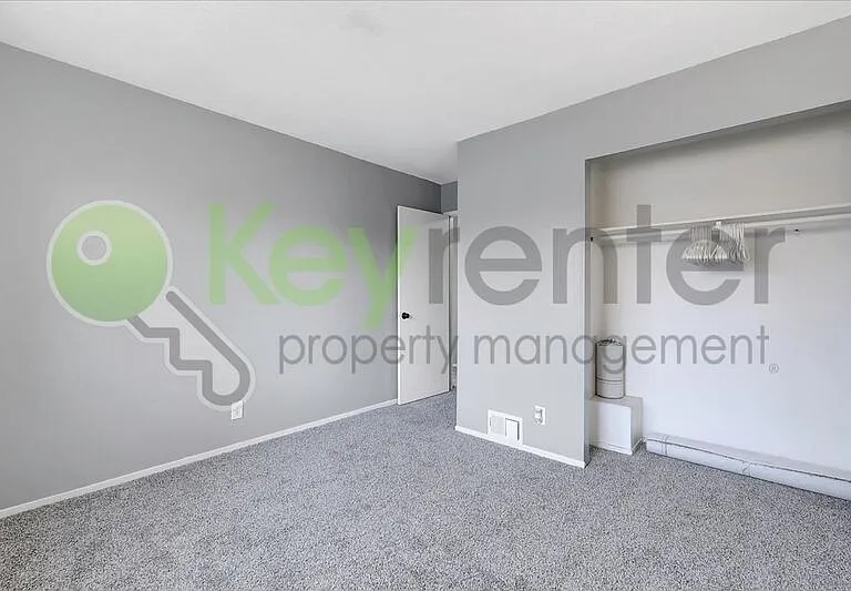 6533 Greenback Ln #3 — Photo 11