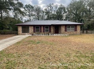 914 Graymont Dr, Mobile, AL 36608