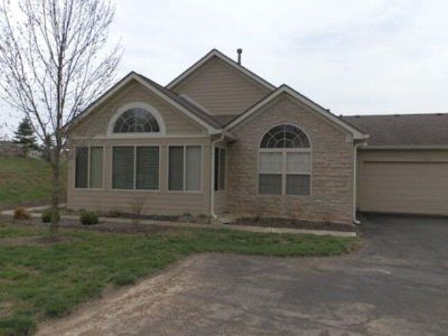 1st image of 219 Autumn Woods Dr