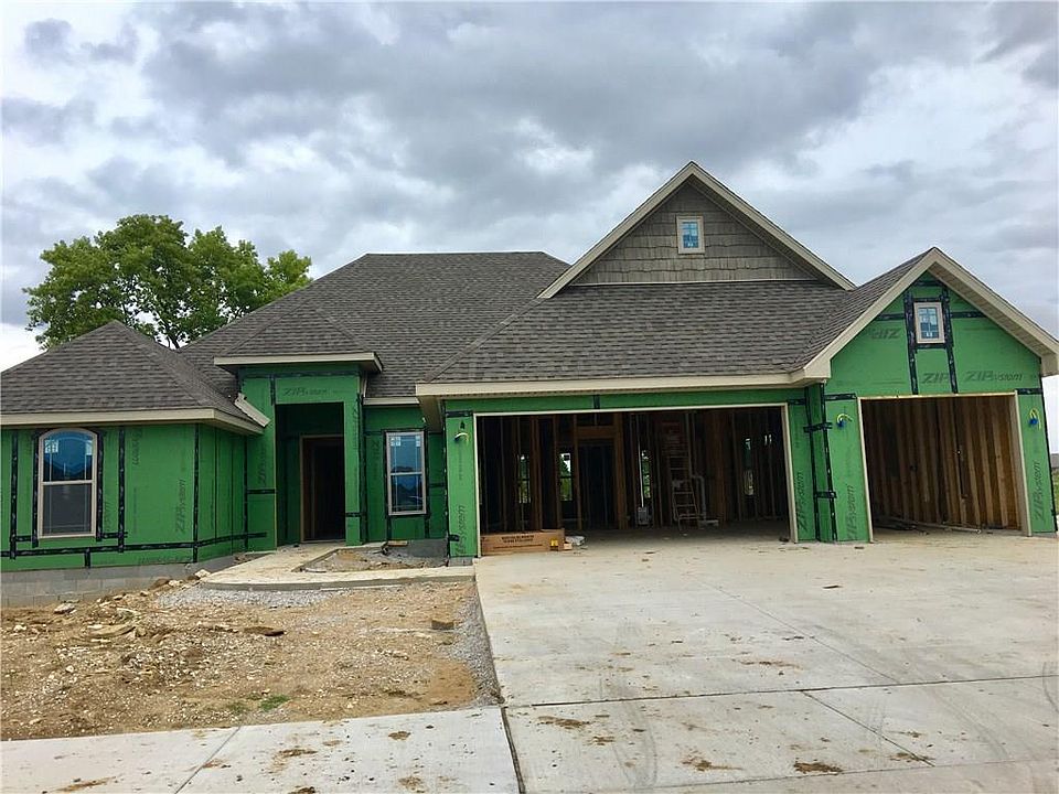 1st image of 4686 W Oldham Dr