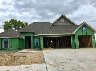 4686 W Oldham Dr, Fayetteville, AR 72704