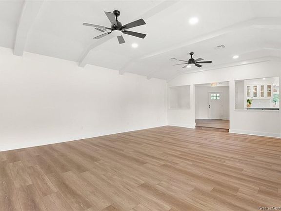 5th image of 3583 Ash Dr