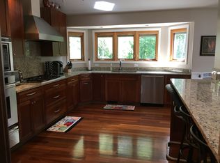 9410 Marshall Rd, South Lyon, MI 48178