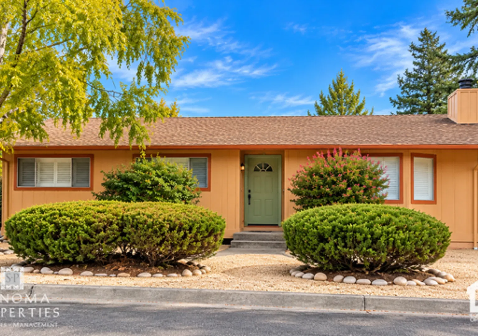 Updated 3bd/2ba Home in Glen Ellen — Photo 1