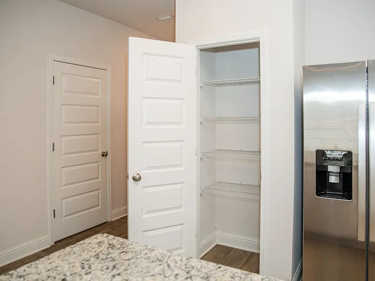 25806 Pollard Rd #37 — Photo 15