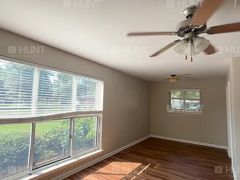 6080 Polaris Dr — Photo 5