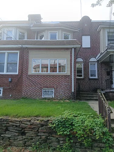 4612 Highland Ave Photo 1