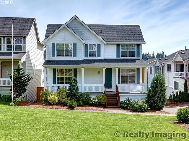 237 SW 105th Ter — Photo 1