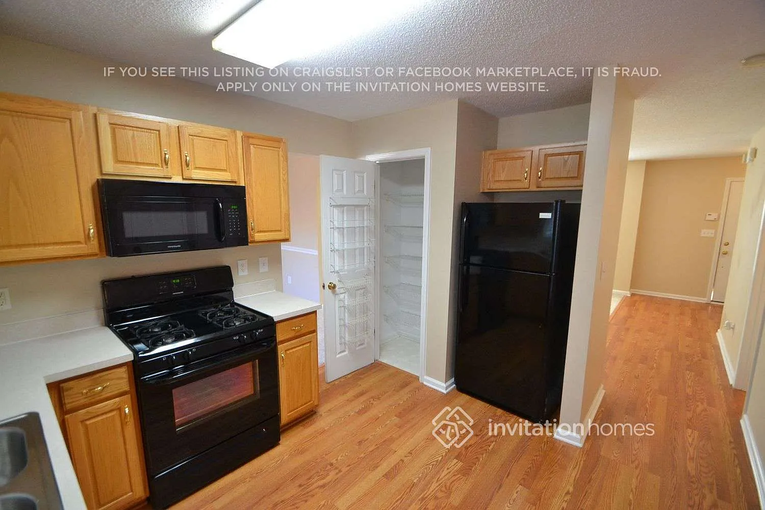 3517 Lusby Ct Charlotte, NC 28269 — Photo 4