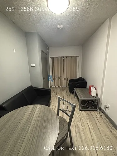 259 Sunview St #259-258B Photo 1