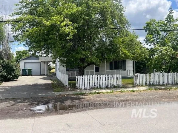 313 E North St #C, Grangeville, ID 83530