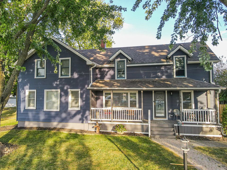 1st image of 158 N Oak St