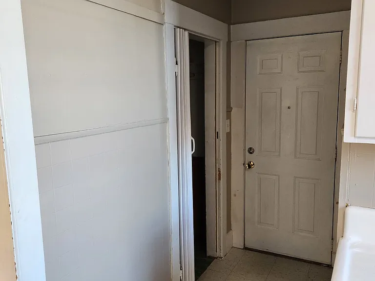 103 W Pearl St #3 — Photo 6