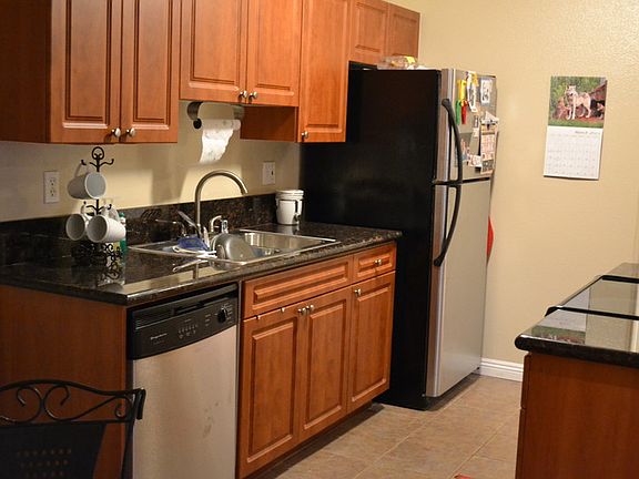 4th image of 3010 Alta View Dr #104