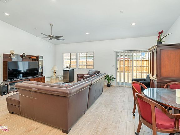 3rd image of 3411 Whispering Forest Ln