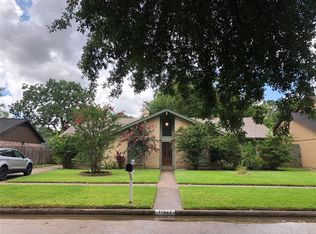 11527 Green Glade Dr, Houston, TX 77099