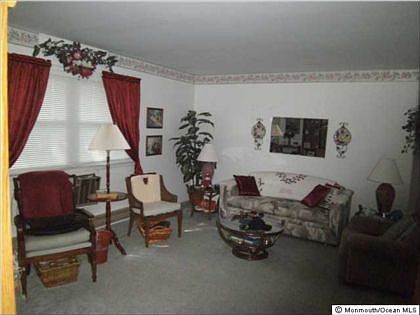 5th image of 236A Columbine Ave