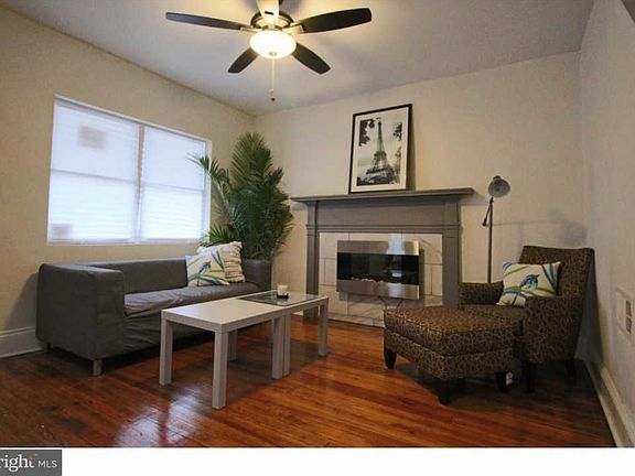 2nd image of 6117 N Beechwood St