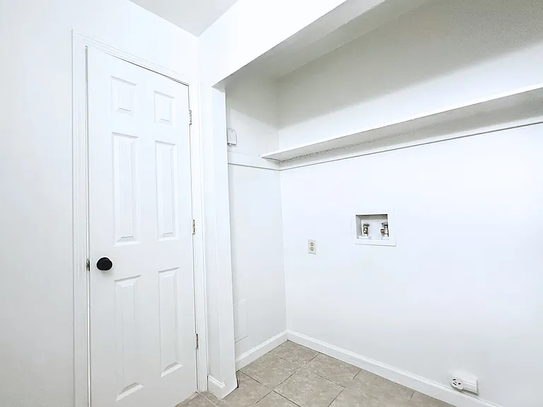 Hickory Plantation Apartments — Photo 7