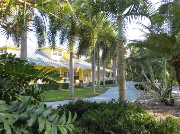 14423 Draft Horse Lane, Wellington, FL 33414