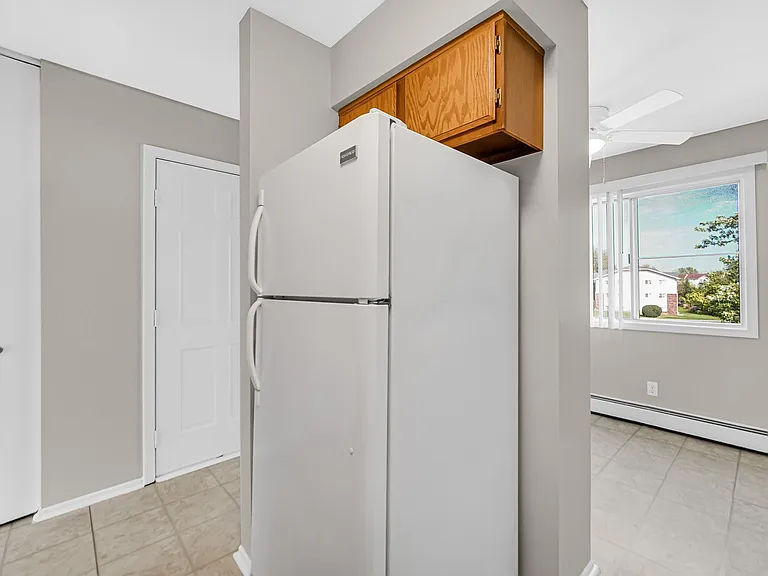 8127 Mount Ct — Photo 10