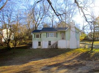 303 Rosa St, Rossville, GA 30741