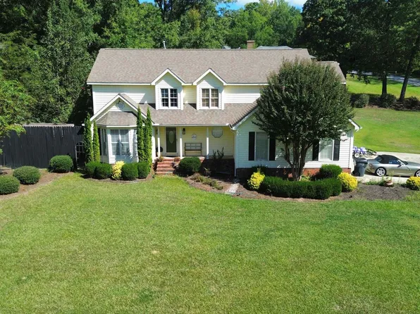 515 Parkview Dr, Laurens, SC 29360
