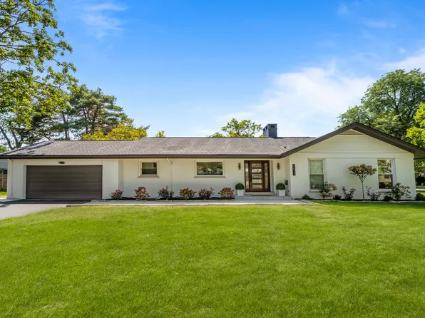 2639 Marian Ln, Wilmette, IL 60091