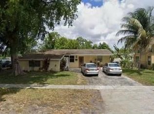 4501 NW 36th St, Lauderdale Lakes, FL 33319