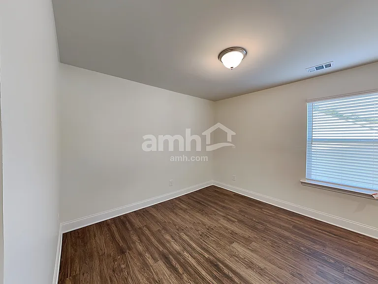 7062 Creeksong Dr — Photo 23