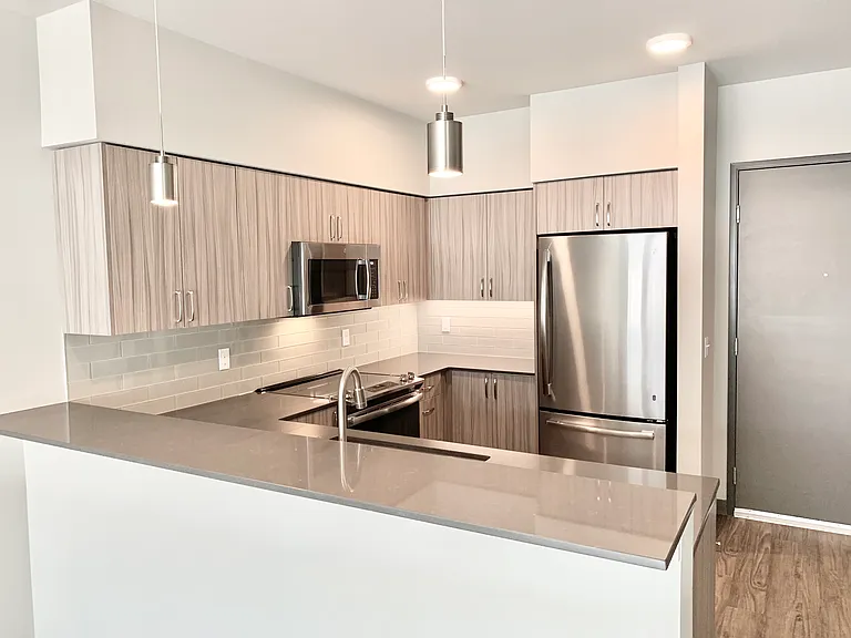 Edge Apartments — Photo 98