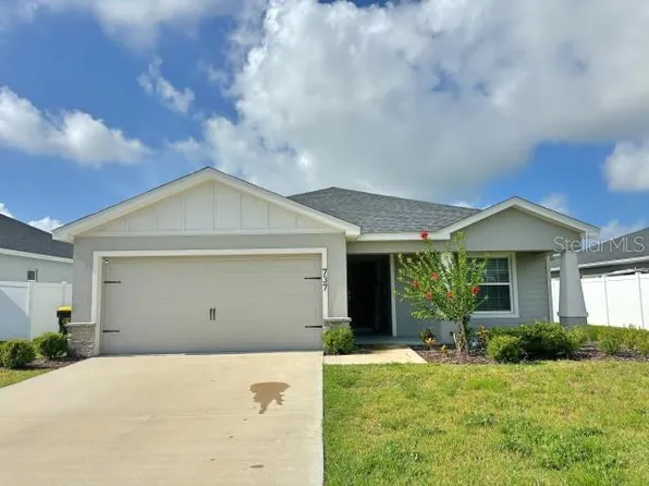 737 Daphne Dr, Polk City, FL 33868