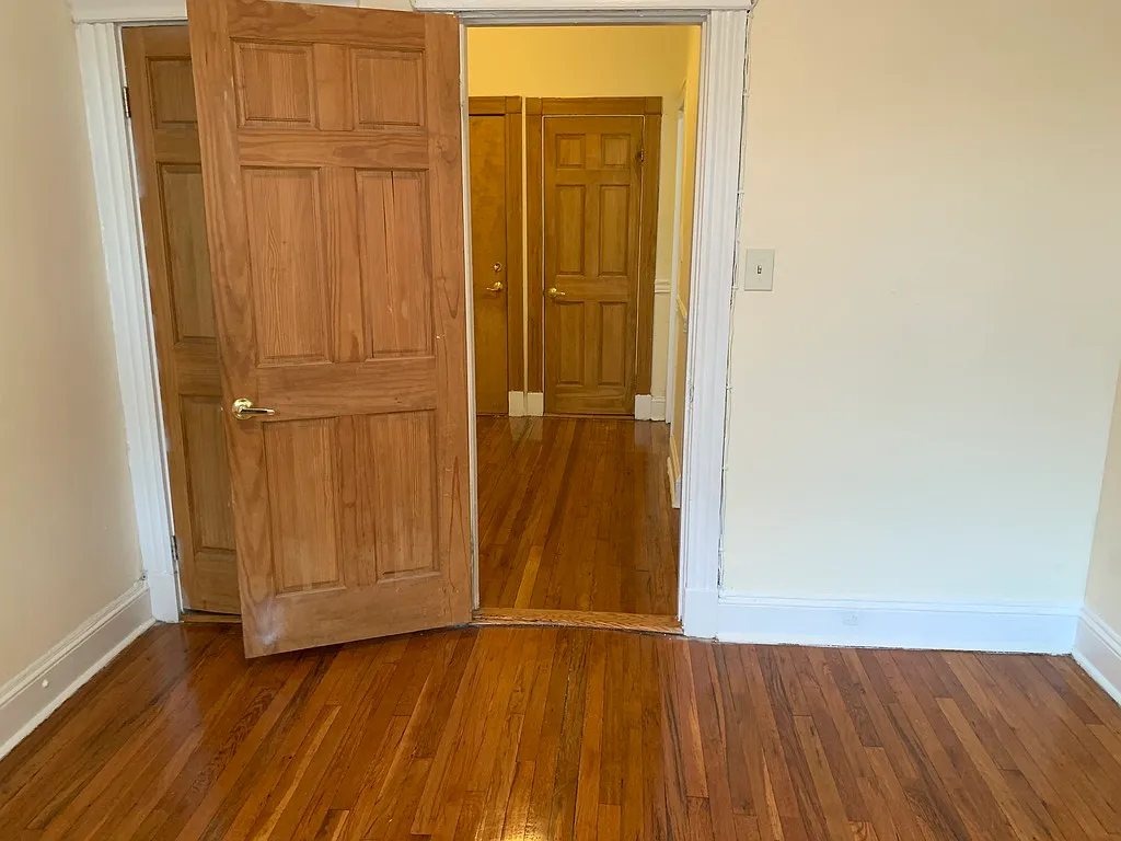 1 bed, 9999 sqft, $2,500 — Photo 4