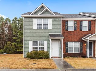 210 Springwood Dr, Jacksonville, NC 28546
